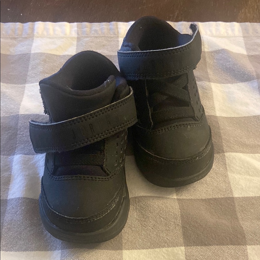 Toddler Air Jordan Flight; size 6